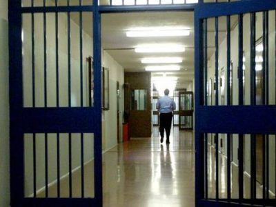 Detenuti collegati con Skype alle famiglie, successo a Bari
