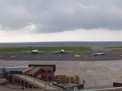 Chiuso il viadotto di Altare per una frana, deviati i voli dal “Colombo”