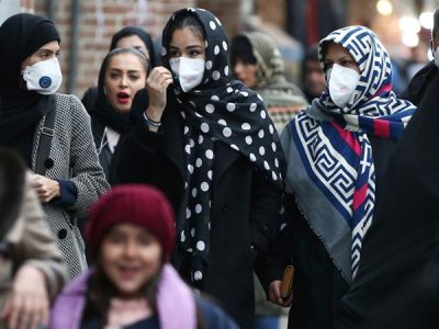 Iran, il regime nasconde il numero di morti e contagi e allestisce fosse comuni