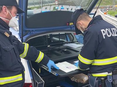 In giro senza motivazioni valide, pioggia di multe e denunce