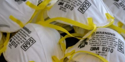 Una città cantonese dona a Torino 100mila masch...