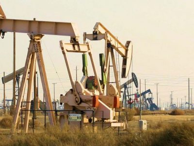 Petrolio, quotazioni in costante calo con forti perdite