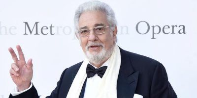 Placido Domingo si aggrava per il covid-19 rico...
