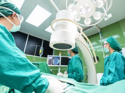 Trenta nuovi respiratori consegnati dalla Croce Rossa per la terapia intensiva