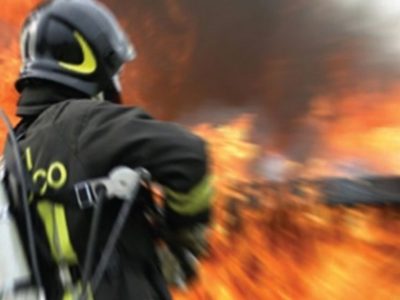 Trovato morto nell’appartamento in fiamme