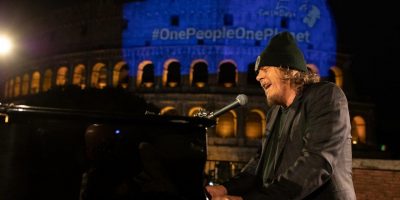 Earth Day, Zucchero dal Colosseo canta l’...