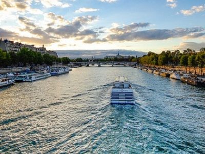 Tracce di coronavirus nell’acqua non potabile a Parigi