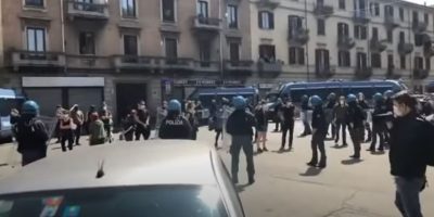 Video: Torino, anarchici in piazza contro il Go...