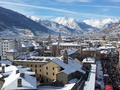 Guarito il piccolo di un anno contagiato dal virus in Valle d’Aosta