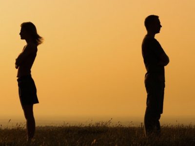 Quarantena, gli effetti collaterali su coppie in crisi