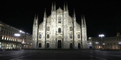 Covid, da oggi la Lombardia è in zona arancione...