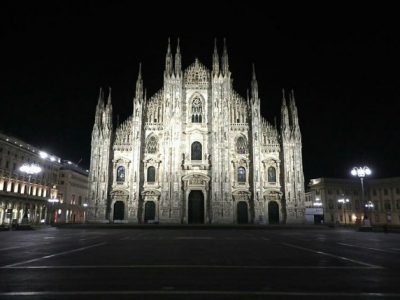 Covid, da oggi la Lombardia è in zona arancione rinforzato