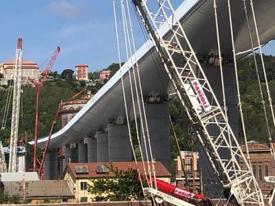 Ponte di Genova, varata nella notte la penultima campata