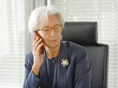 Lagarde: “Bce farà di tutto per aiutare l’Eurozona ad uscire dalla crisi”