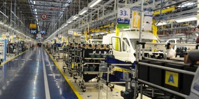 Produzione industriale in caduta libera, cronac...