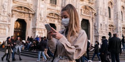 Lombardia, da domani mascherine gratis in farma...