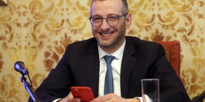 Minacce epistolari al sindaco Matteo Ricci R...