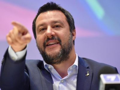 Salvini replica seccato a Berlusconi “Il Mes non è un derby ma un cappio”