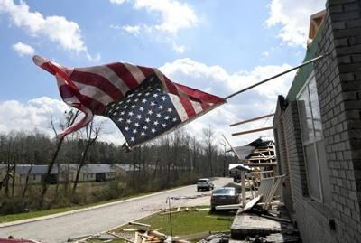 Sono 32 i morti per i tornado che si sono abbattuti sul sud degli Usa