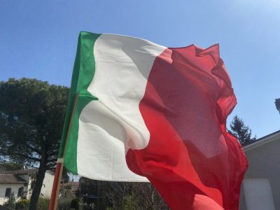 Anpi, il 25 aprile bandiere tricolori e flashmob all’insegna di ‘Bella ciao’