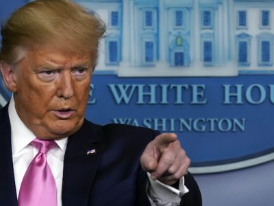 Biden, candidato dem, senza argomentazioni attacca Trump sul virus