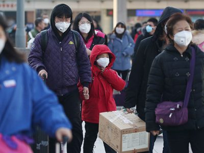 Tre newyorkesi fanno causa all’Oms: “Negligenza e cattiva gestione sul virus”