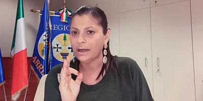 Jole Santelli “O risponde la Regione Cala...