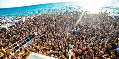 Le discoteche all’aperto potrebbero riapr...