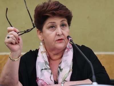 Frizioni nella maggioranza per la proposta di sanatoria dei lavoratori irregolari presentata dall...