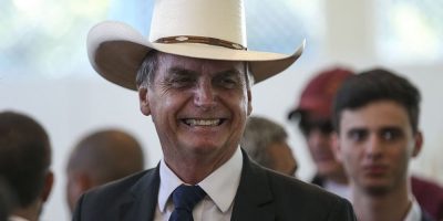 Bolsonaro accusato di minimizzare ed ironizzare...
