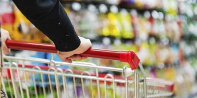 Confcommercio, crollo dei consumi pari a 84 mil...