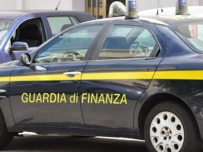 Sicilia, la GdF sgomina un giro di appalti e mazzette