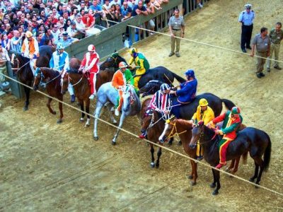 Siena quest’anno sarà senza i tradizionali appuntamenti con il Palio di luglio e agosto
