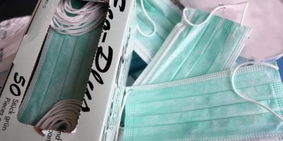 Da lunedì mascherine a 50 centesimi in 100mila ...