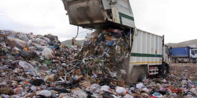 Traffico illecito di rifiuti, 27 gli arresti fr...