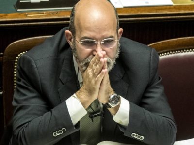 Crimi “No a regolarizzazione irregolari, seguiamo altre strade”