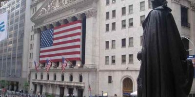 Trump “Bandiere a mezz’asta per le ...