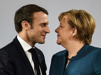 Merkel e Macron apprendisti stregoni scrivono all’Ue; “Nuova ondata di pandemia”
