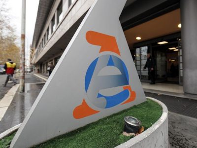 Agenzia delle entrate graduale riapertura  dal 15 giugno ma su appuntamento