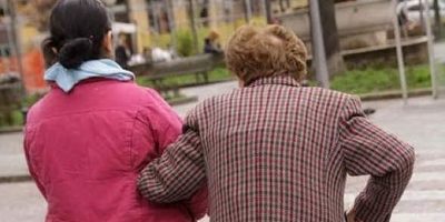 Dal 15 ottobre Green pass anche per colf  badan...