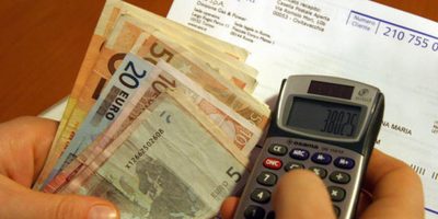 Vendite al dettaglio ancora in discesa, beni no...