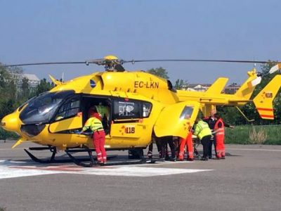 Travolto dalla porta scorrevole, gravemente ferito un autotrasportatore