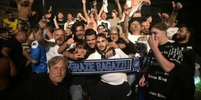 Festa in piazza per la vittoria del Napoli in C...