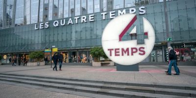 Parigi, allerta massima per l’avvistament...