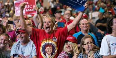 Primo comizio post virus del presidente Trump i...