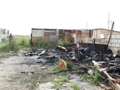 Migrante muore carbonizzato in un ghetto abusivo nel Foggiano