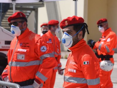 Coronavirus, balzo dei contagi: 4.458 nuovi casi e 22 decessi