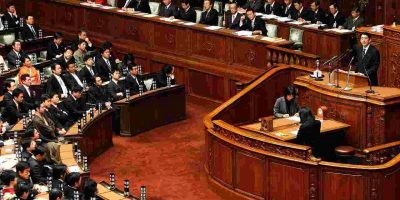 Giappone, Camera approva un budget supplementar...