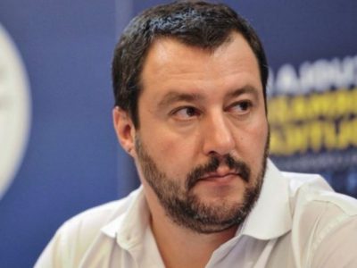 Salvini becca Conte “Straparla di Visegrad e tratta con regimi sanguinari come Cina e Iran&...