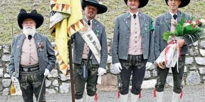 Gli Schützen spostano a sud i cartelli di confi...